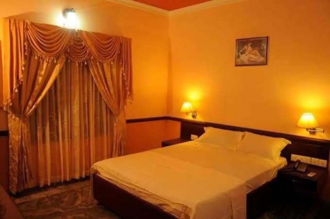 Hosteller'S فاركَالا المظهر الخارجي الصورة